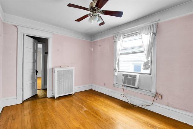 2244 N Maplewood Avenue, Chicago, IL 60647
