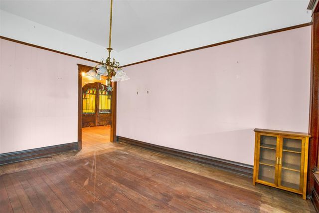 2244 N Maplewood Avenue, Chicago, IL 60647