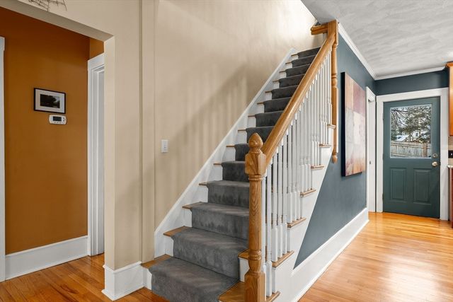 15 College Ave, Arlington, MA 02474