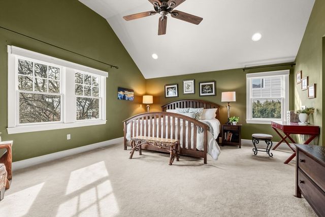 15 College Ave, Arlington, MA 02474