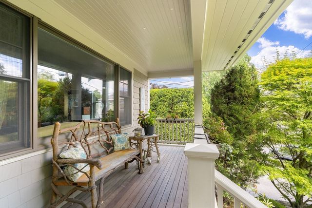 15 College Ave, Arlington, MA 02474