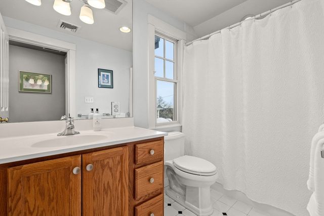 15 College Ave, Arlington, MA 02474