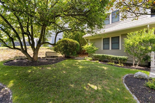 15 College Ave, Arlington, MA 02474