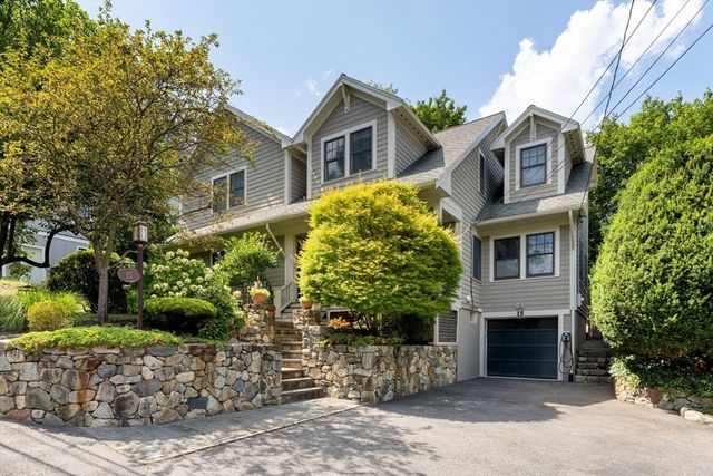 15 College Ave, Arlington, MA 02474