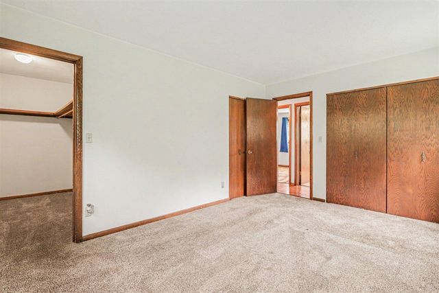 16791 De Avenue, Augusta, MI 49012