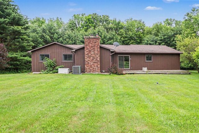 16791 De Avenue, Augusta, MI 49012