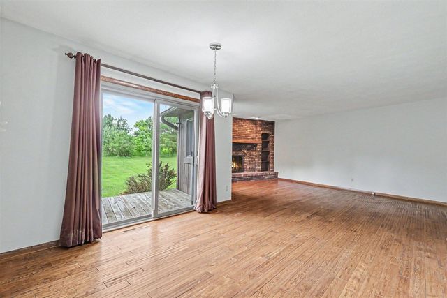 16791 De Avenue, Augusta, MI 49012
