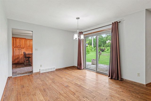 16791 De Avenue, Augusta, MI 49012