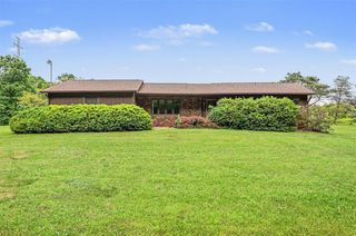 16791 De Avenue, Augusta, MI 49012