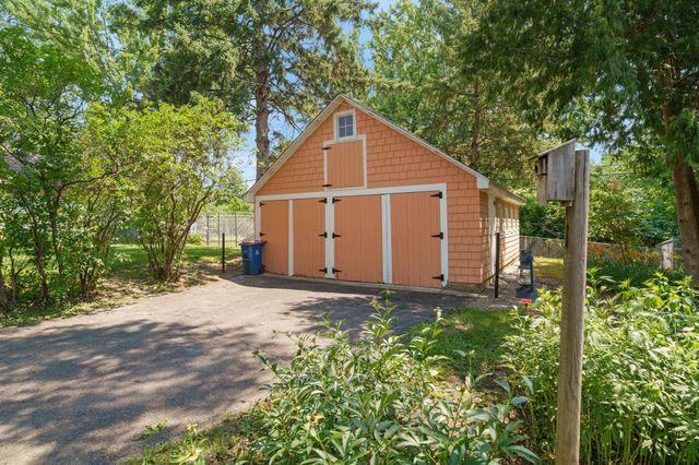 10901 Russell Avenue S, Bloomington, MN 55431