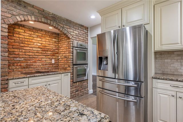 239 Honey Jane Drive, Beavercreek, OH 45434