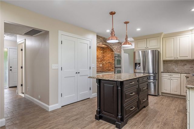 239 Honey Jane Drive, Beavercreek, OH 45434
