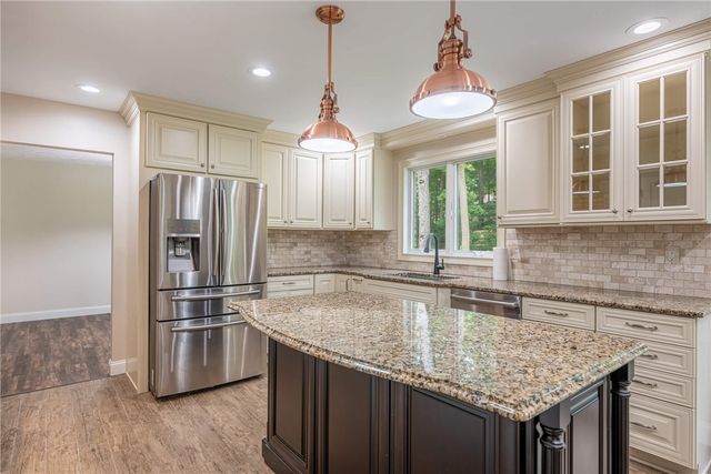 239 Honey Jane Drive, Beavercreek, OH 45434
