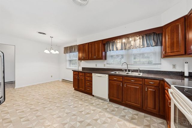 6852 Goshen Road, Goshen Twp, OH 45122