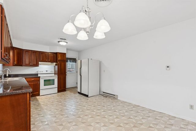 6852 Goshen Road, Goshen Twp, OH 45122