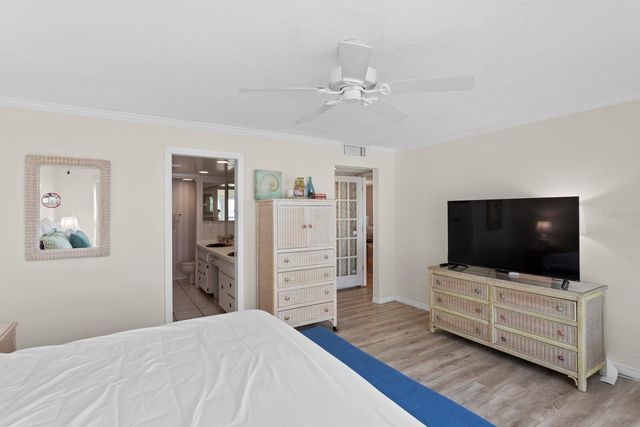 2900 GULF BOULEVARD 211, Belleair Beach, FL 33786