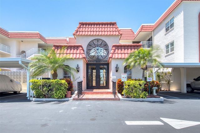 2900 GULF BOULEVARD 211, Belleair Beach, FL 33786