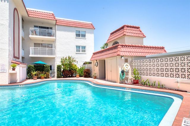 2900 GULF BOULEVARD 211, Belleair Beach, FL 33786