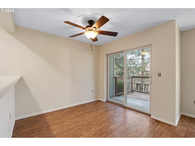7145 Sw SAGERT St 103, Tualatin, OR 97062