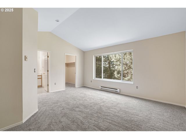 7145 Sw SAGERT St 103, Tualatin, OR 97062