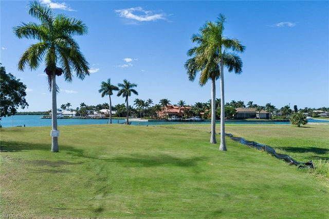 1028 W Inlet DR, Marco Island, FL 34145