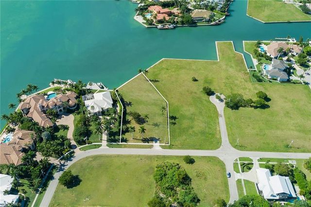 1028 W Inlet DR, Marco Island, FL 34145