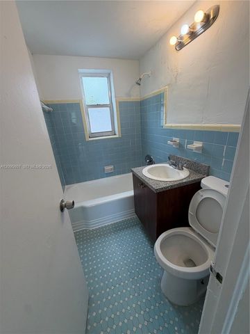 561 SW 7th Street 1, Miami, FL 33130