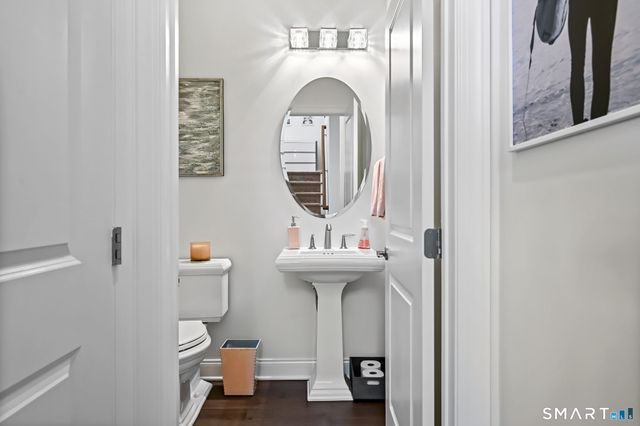 63 Brentwood Circle 63, Danbury, CT 06810