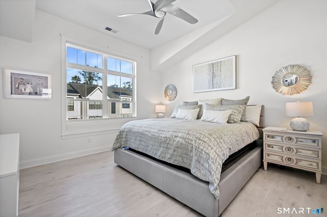 63 Brentwood Circle 63, Danbury, CT 06810