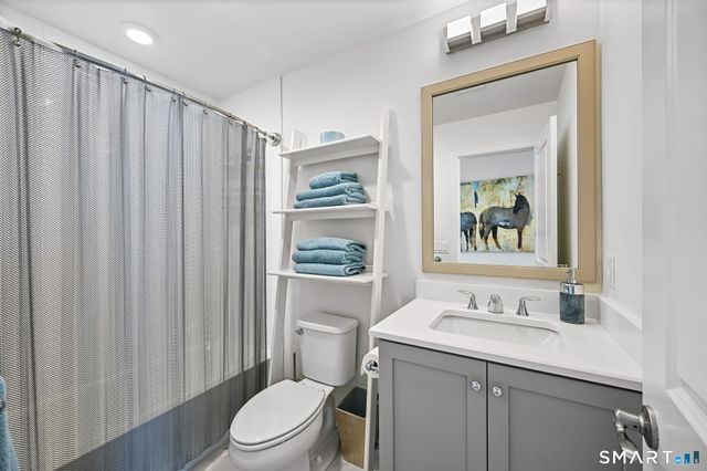 63 Brentwood Circle 63, Danbury, CT 06810