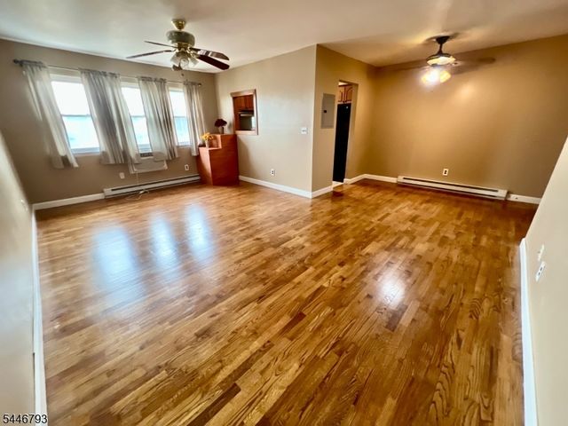 100 Pierson Miller 63, Pompton Lakes Boro, NJ 07442