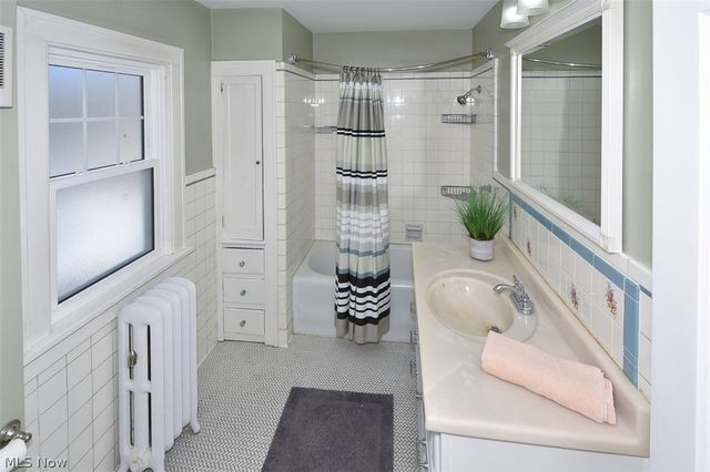 3382 Kenmore Road, Shaker Heights, OH 44122