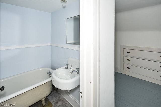 3382 Kenmore Road, Shaker Heights, OH 44122