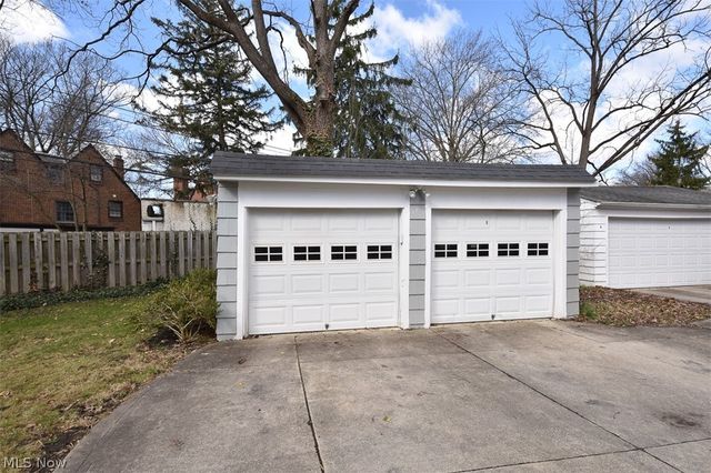 3382 Kenmore Road, Shaker Heights, OH 44122