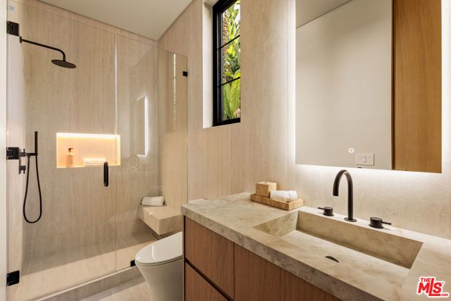 4724 Halbrent Avenue, Sherman Oaks, CA 91403