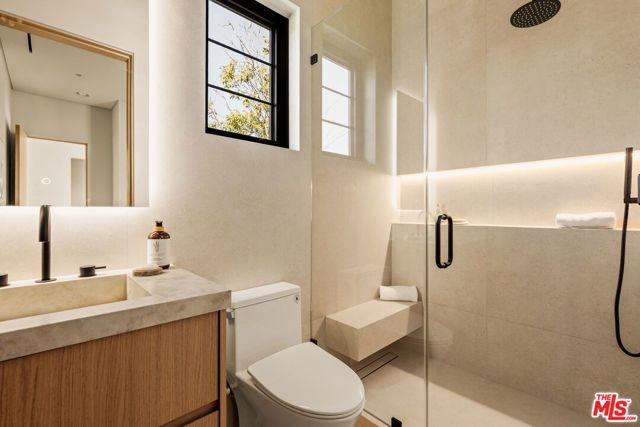 4724 Halbrent Avenue, Sherman Oaks, CA 91403