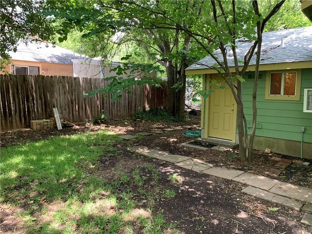 4428 Gillis ST, Austin, TX 78745