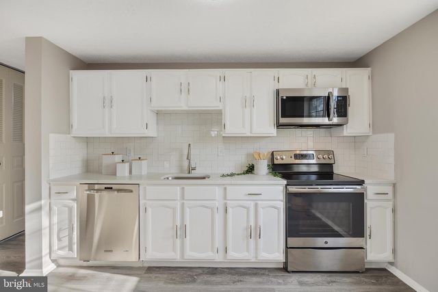 19428 LAGUNA DR, Gaithersburg, MD 20879