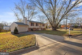 19428 LAGUNA DR, Gaithersburg, MD 20879