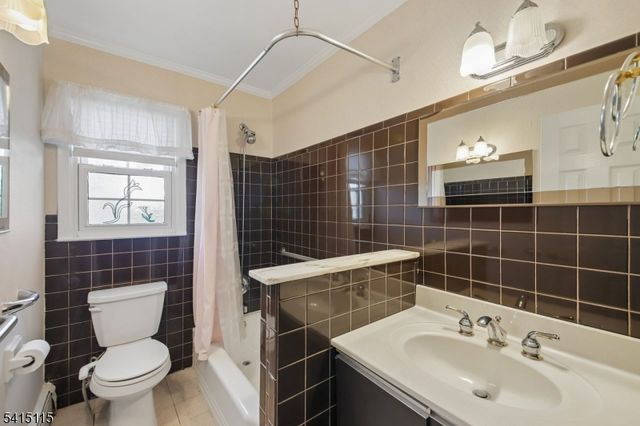 12 Ann St, Verona Twp., NJ 07044