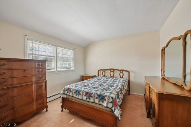 12 Ann St, Verona Twp., NJ 07044