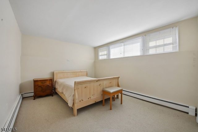 12 Ann St, Verona Twp., NJ 07044