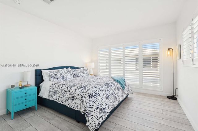 1187 Hillsboro Mile 4W, Hillsboro Beach, FL 33062