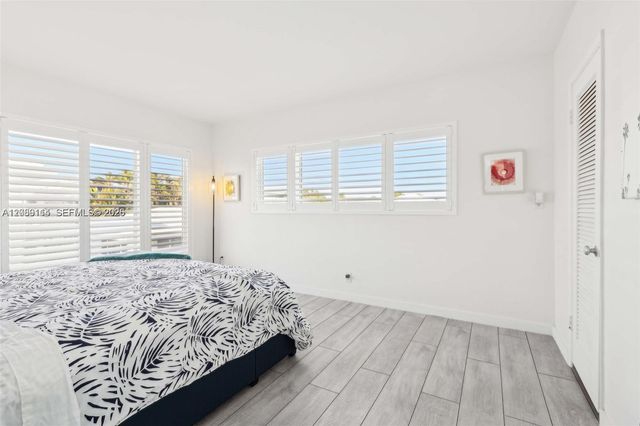 1187 Hillsboro Mile 4W, Hillsboro Beach, FL 33062