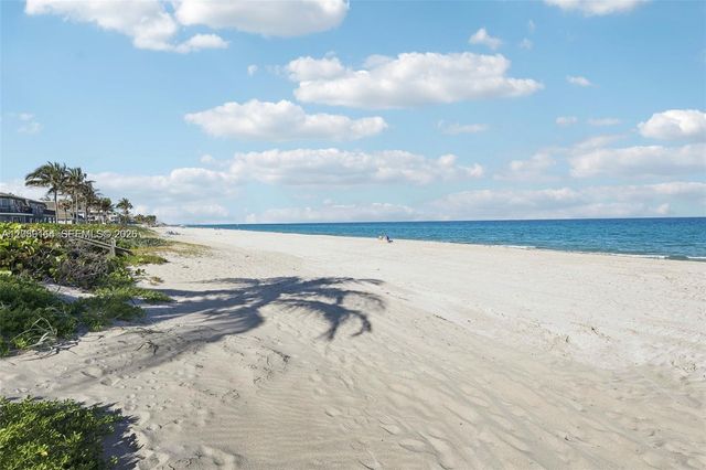1187 Hillsboro Mile 4W, Hillsboro Beach, FL 33062