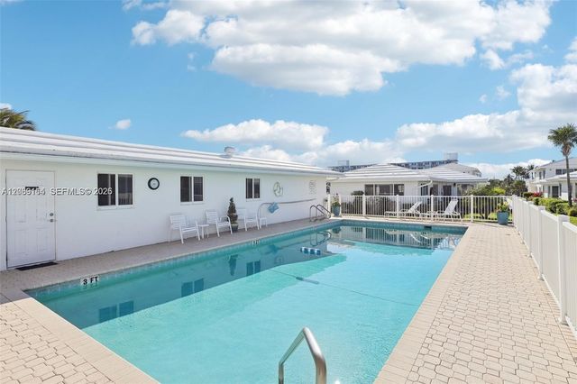 1187 Hillsboro Mile 4W, Hillsboro Beach, FL 33062