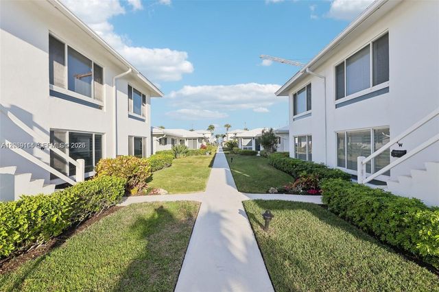 1187 Hillsboro Mile 4W, Hillsboro Beach, FL 33062