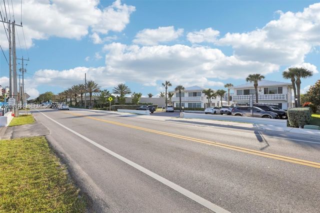 1187 Hillsboro Mile 4W, Hillsboro Beach, FL 33062