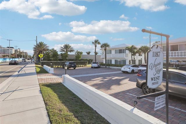 1187 Hillsboro Mile 4W, Hillsboro Beach, FL 33062