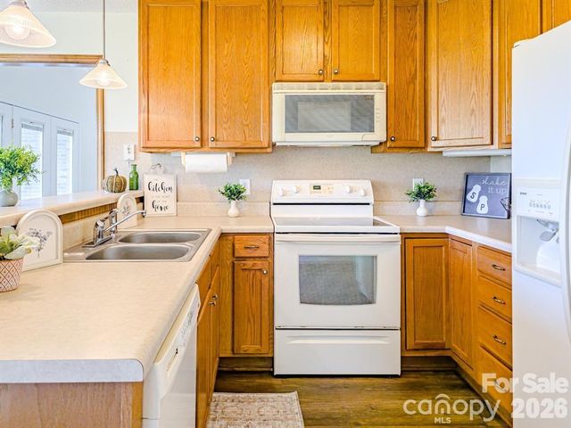 485 Mountain Lookout Drive, Bostic, NC 28018